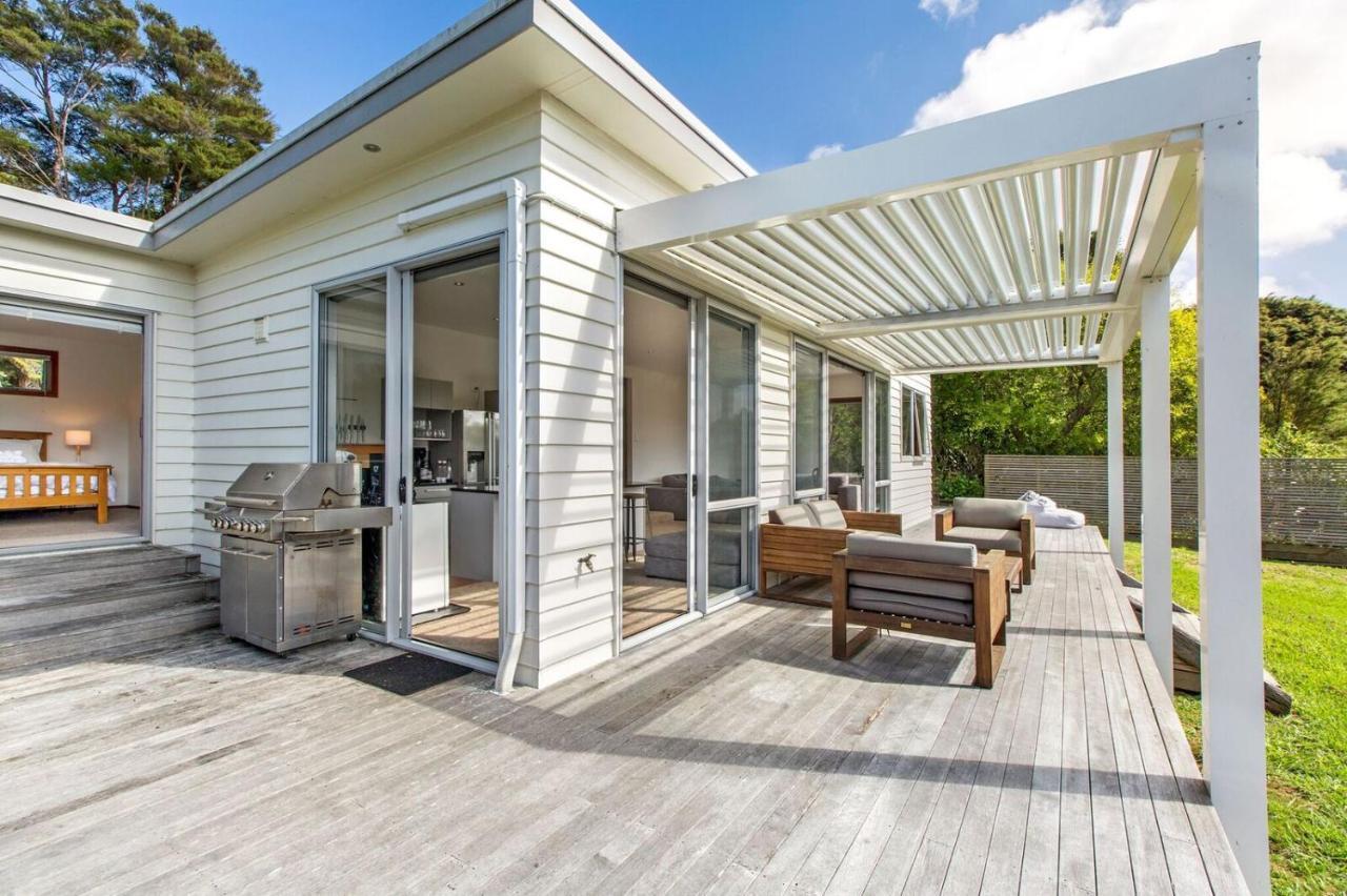 Karaka Sanctuary With Spa Pool By Waiheke Unlimited Oneroa Rum bild